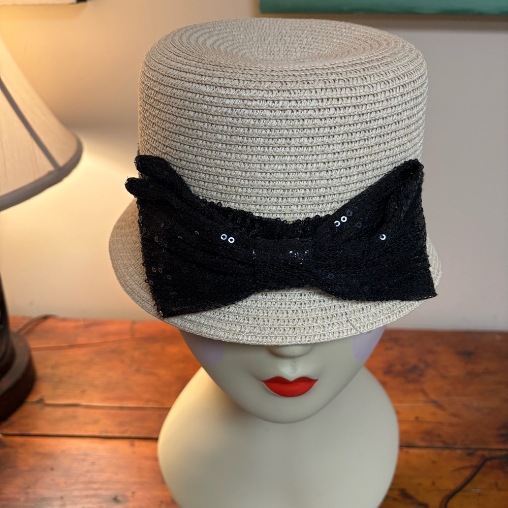Women’s Summer Straw Bowknot Bowler Hat One Size